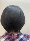 ショートボブ
