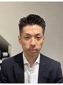 イケオジビジネスサラリーマン アイロンパーマ