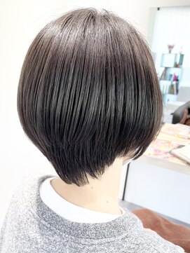 ストフ(stof) 前下がりショートボブ/大人ショートボブ