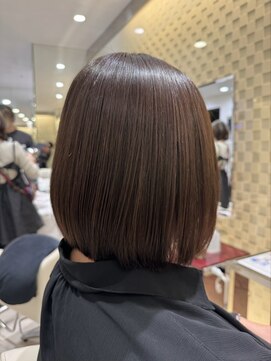 コーゾー アヴェダ 松屋銀座店(KOZO w AVEDA) まとまるボブ