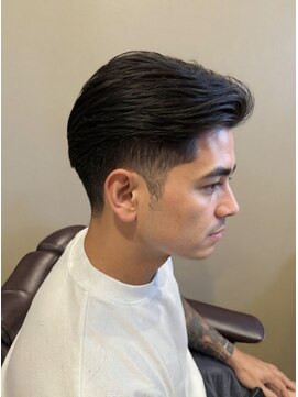 銀座マツナガ 神田店 20代30代40代ビジネスツーブロック刈り上げナチュラルかき上げ