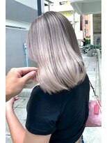 テラ 仙台(Tera)&nbsp;ホワイトグラデーション ホワイトベージュ