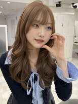 アイトーキョーエス 渋谷(AI TOKYO S)&nbsp;ブリーチなしダブルカラーヘーゼルベージュロングレイヤー透明感