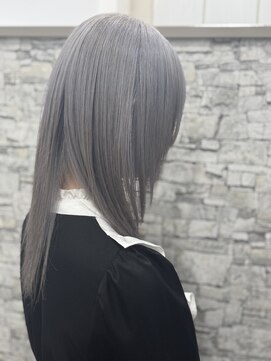 ビースト(BEEST) gray silver