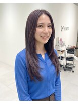 ハーツオオサカ(HE:ARTS OSAKA)&nbsp;センターパートロング顔まわりレイヤー