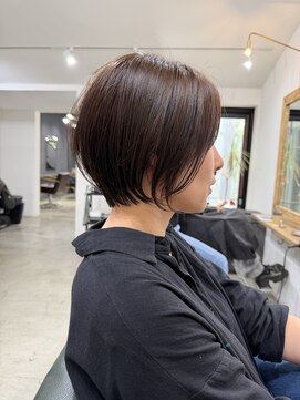 ストラト(STRAT) 【SHUN】ショートボブstyle