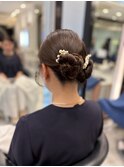 結婚式お呼ばれタイトツインシニヨンお団子ヘアアレンジ