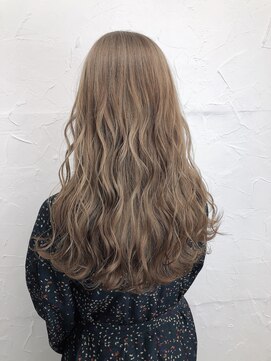 プライズ 表参道原宿店(prize) ブロンドヘアシアーベージュケアブリーチミルクティーカラー