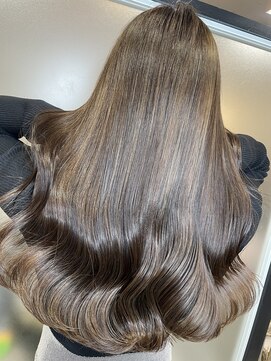 フェルーナ(FERNA) 艶ナチュナルハイライト【YURI】