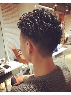 ルーカ 恵比寿(LU-CA) 刈り上げ　パーマ