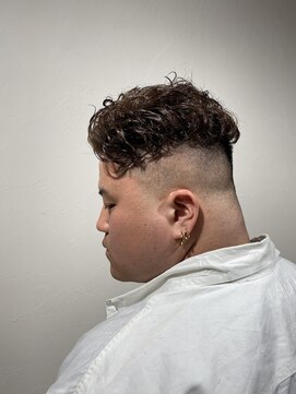 レンゲン(LENGEN) 束感刈り上げビジネス七三ツーブロックアップバング１００6