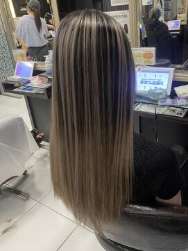 プライズ 錦糸町北口店(prize) バレイヤージュ/シルバーベージュ　錦糸町北口