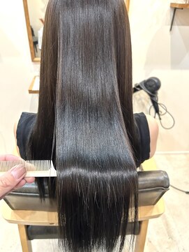 ウナカサ 箕面(unacasa) 【美髪】カラー