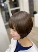 ショートボブ