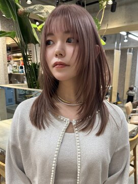 サンクプロジェクト(cinq PROJECT) 女性らしく上品な印象を与える、顔周りレイヤーカット