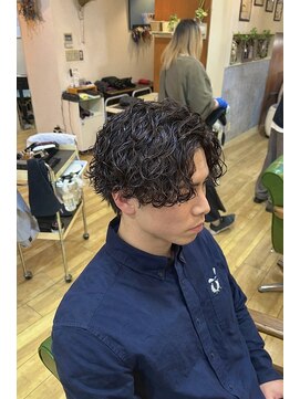 ヘアーフェロー HAIR fellow 波巻きスパイラル