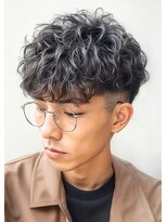 ミラー プラス エヌ(MIRROR+n)&nbsp;20代30代40代　モテ黒髪マッシュパーマ＃55