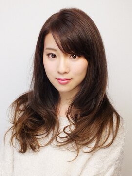 ラポール(Rapport) 触り心地のよさそうな柔らかロング