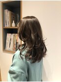 ミントベージュ