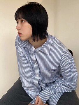 トナリ(tonari) ショートボブ　アッシュブラック　暗髪【鹿児島中央】