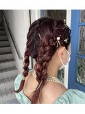 編み込みおさげスタイル