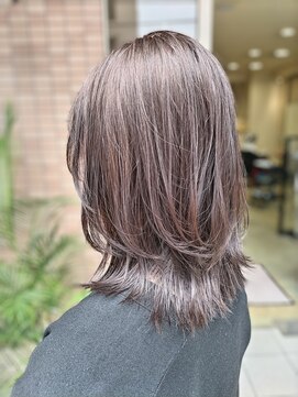 エイチ エアー ダヴ H air DAV調布北口 アッシュカラー外はねスタイル