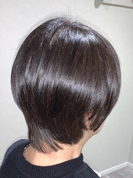 ぷうの写真/憧れのショートをオーダーメイドで似合わせ！骨格&髪質を見極め、後ろ姿も若々しく[大人女性/お悩みカバー]