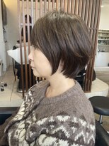 ハーツ(Heart's)&nbsp;白髪ぼかし/イメチェンヘアスタイル/前髪カタログ/ショートボブ