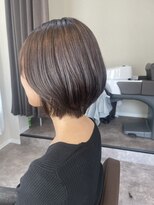 シーナ(Sina)&nbsp;春にオススメショートボブ