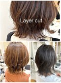 くびれヘアミニウルフハッシュカットフルバング レイヤーカット