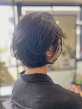 イヨーク 西原店(IYOHK)の写真/骨格にフィットするナナメ後ろ45°褒められ好印象ショートにこだわり◎《ショート×パーマ》でお洒落hair*