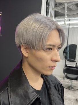 シーバイスリー 綱島(C×3) ホワイトシルバー