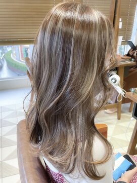 アコテアット ヘア(acote @) イメチェン/ハイライト/レイヤー/ピンクベージュ/髪質改善/渋谷