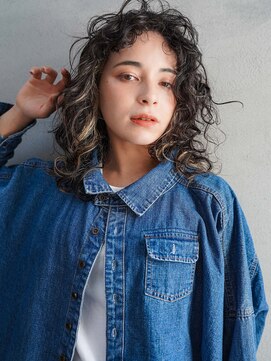 カンナ(Canna) ハードパーマ/くるくる前髪/黒髪/インナーカラー/髪質改善/３0代