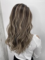 アンダーバーホワイト 京橋店(_WHITE) ハイライトバレイヤージュカラー