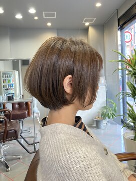 ダニーコウベ(Danny kobe) 丸みくびれボブ