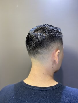 ヒロギンザ 新橋銀座口店(HIRO GINZA) 7：3フェードスタイル