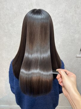 アールクリップ 表参道(arclip) サラ艶ロングレイヤーカットレイヤーボブサイエンスアクア