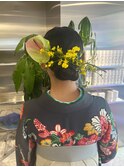 生花を使ったタイトヘアセット