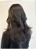 レイヤーカット×透明感グレージュカラー　佐藤