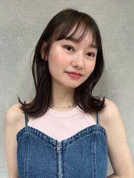 ガーデンヨコハマ(GARDEN YOKOHAMA) ミディアムレイヤーカットワンカール外ハネオリーブカラー