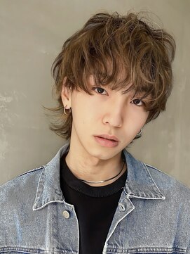 キャロルガーデンズ ボコカ 表参道(Carroll Gardens bococa) くすみカラー/ブリーチ/メンズカット/ウルフ