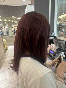 ヘアーアンドビューティーショップ エボルティー(hair&beauty shop EvoLuty) ワインレッド