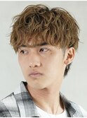 梅田シャドウパーママッシュウルフ波巻きパーマセンターパート●