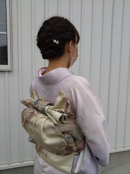 ヘアー ガーデン アンジュ(hair garden Ange)の写真/【伊勢崎◇】帯の結び方へのこだわりとトレンドにあわせた着付けで一目惹くかぶりにくい着付けがおススメ◎