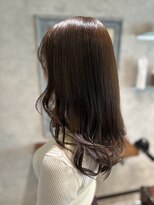エスト(est)&nbsp;レイヤーロング　ウェーブ【新宿/髪質改善】