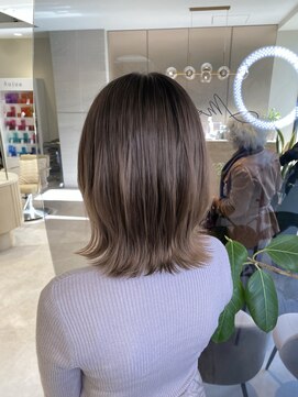 ミズチャーム(Ms.CHARM) 【高瀬陽介】外ハネボブ×アッシュブラウン