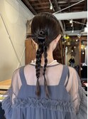 タイトなヘアアレンジ