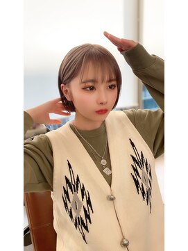アマトウキョウスマートサロン(AMA TOKYO×Smart Salon) 韓国ヘア　2wayバング  レイヤーカット くびれヘア  顔周り