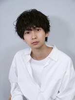 ファルベ(Farbe)&nbsp;ブルーブラック フェザーパーマ サーフカール センターパート